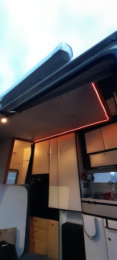 Mobilhome / Camper Citroën Jumper – 106k – douche & toilet, Euro 2, Stof, Citroën, LED verlichting