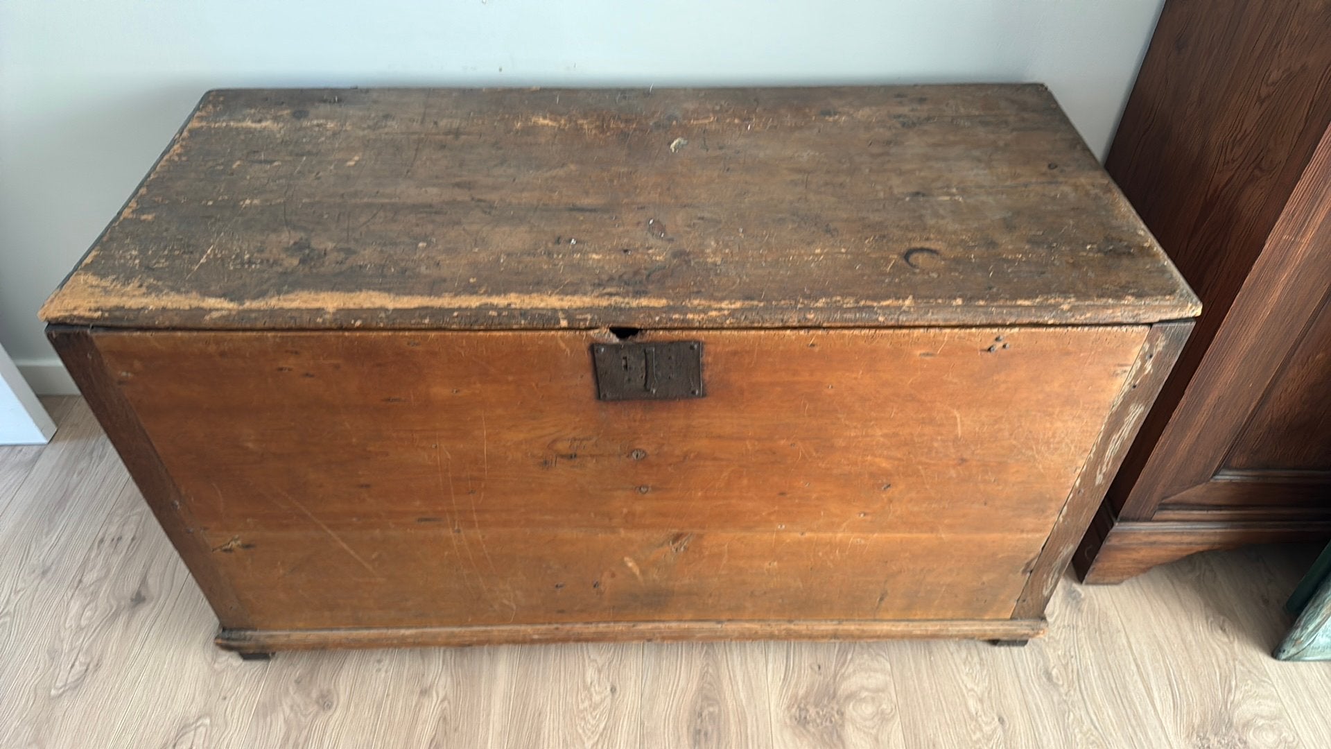 Grote Oude koffer, Huis en Inrichting, Woonaccessoires | Kisten, Ophalen, Gebruikt, 125 cm of meer, 50 – 75