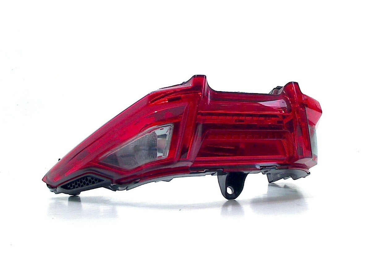 FEU ARRIÈRE Aprilia SXR 4T 3V E5 2021- (1d003349), Aprilia, Piaggio & C. SpA, Viale Rinaldo Piaggio, 25
56025  Pontedera, PI, IT