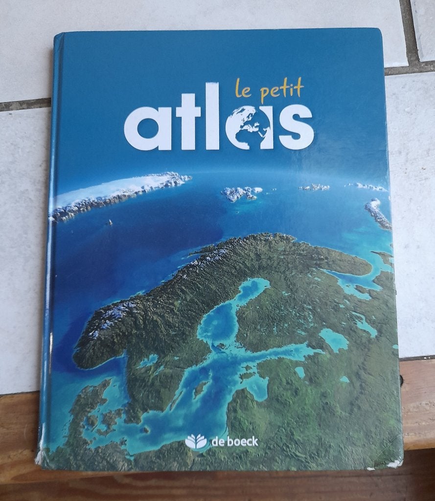 Livre le petit atlas pour l ecole, Livres, Enlèvement, Comme neuf, Carte géographique