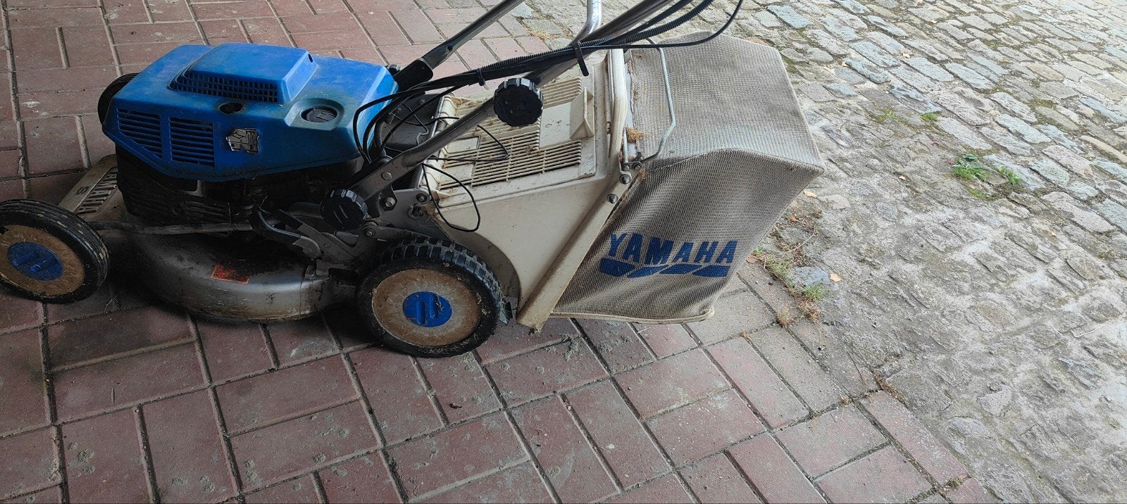 tondeuse Yamaha, Enlèvement