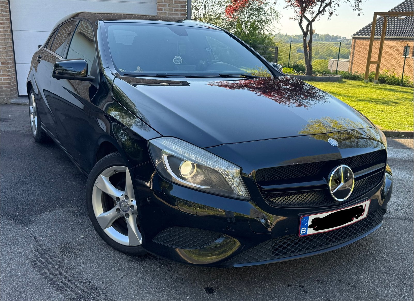 Mercedes Classe a180 essence boîte automatique euro 6, Classe A, Achat, Euro 6, Noir