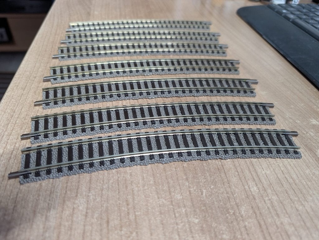 7 rails professionnels Fleischmann 6138 H0 incurvé de 647 mm, Hobby & Loisirs créatifs, Trains miniatures | HO, Comme neuf, Rails