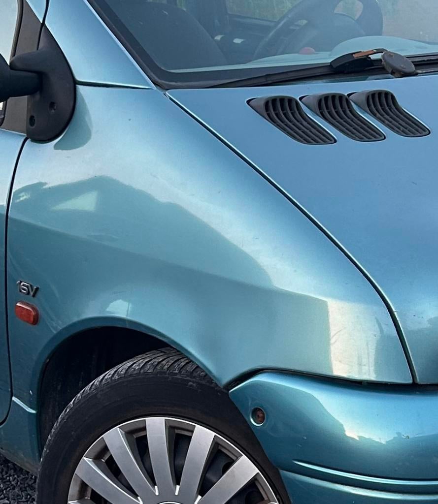 Aile avant droite twingo, Enlèvement, Avant