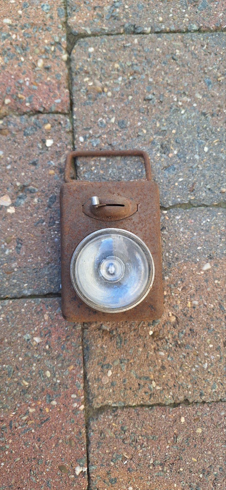 Duitse zaklamp uit de Eerste Wereldoorlog, Verzamelen, Ophalen