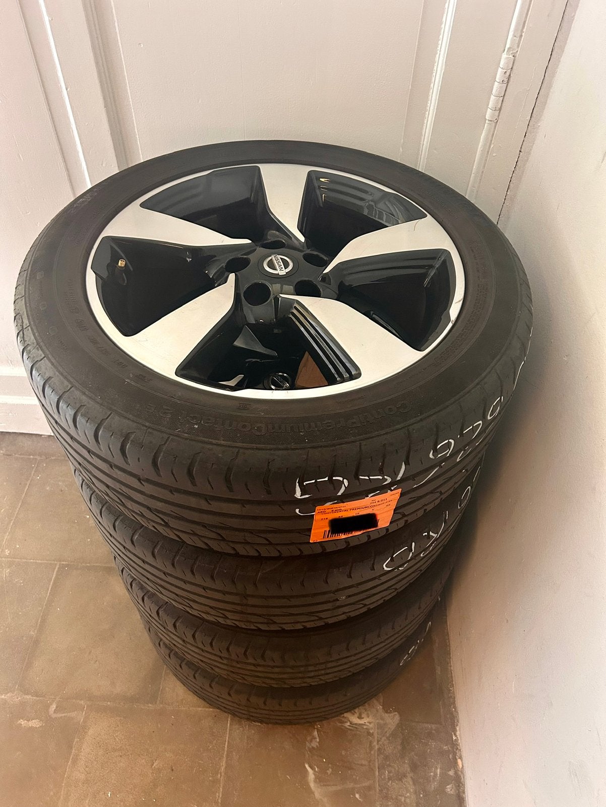 Nissan Qashqai, originele aluminium velgen, Ophalen, 18 inch, Band(en), Personenwagen
