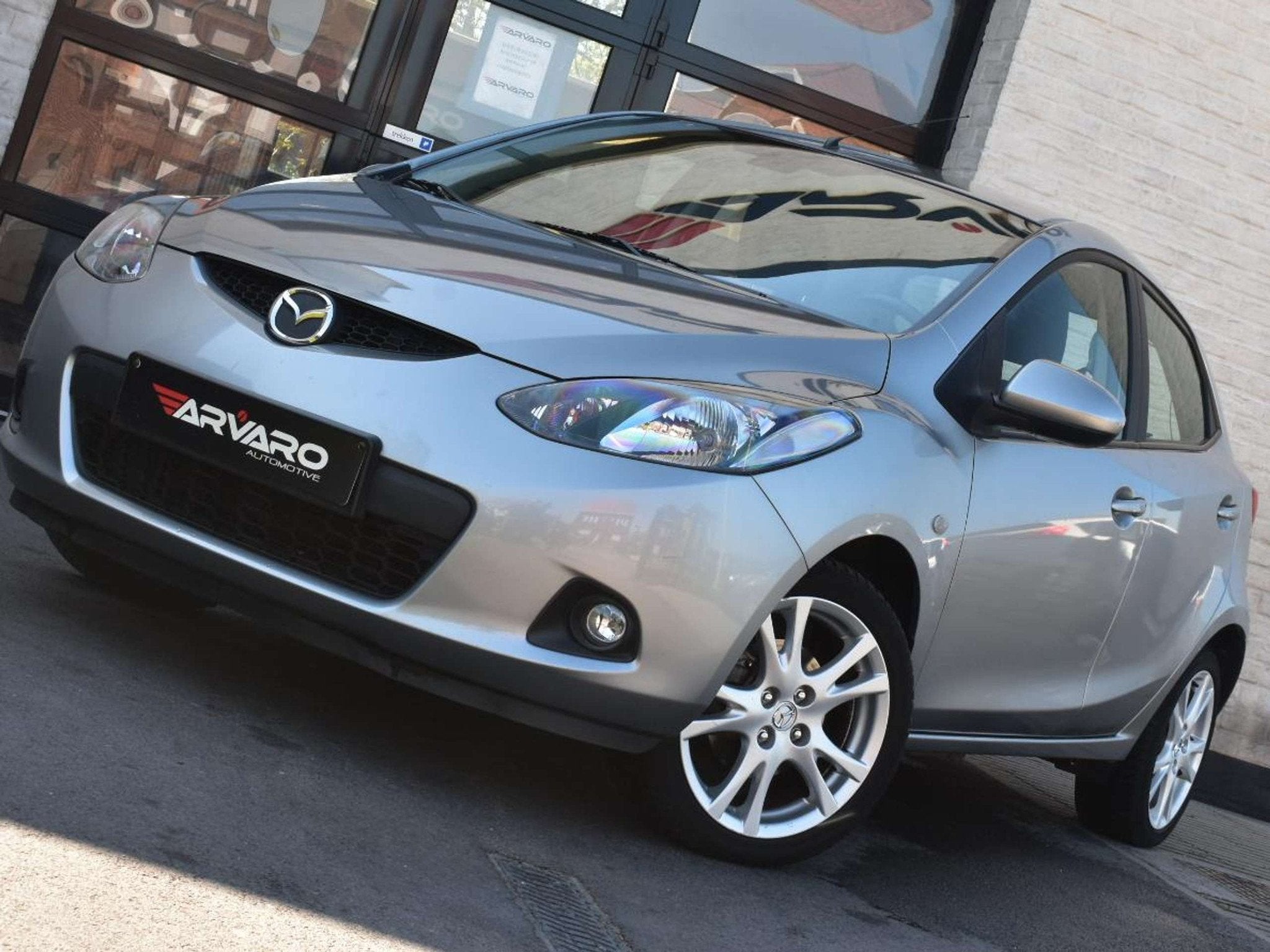 Mazda 2 1.3i Sport / Verw Zetels / PDC / Airco / Garantie, Auto's, Stof, Gebruikt, 4 cilinders, https://public.car-pass.be/vhr/a387b93e-3f4c-46d3-970f-76373a0cab8e