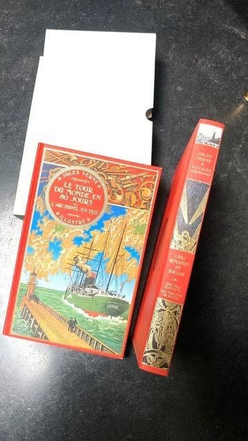 Lot de 2 beaux livres de Jules Vernes état neuf!, Boeken, Ophalen of Verzenden