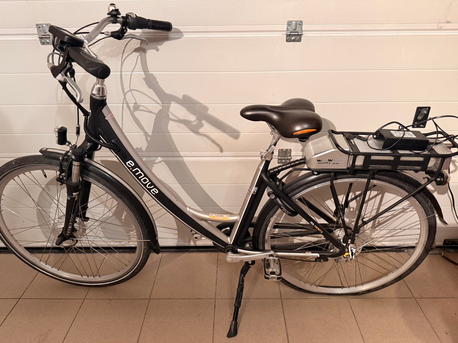 E-Move elektrische fiets small, Ophalen, Zo goed als nieuw