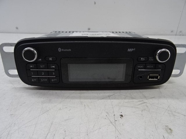 RADIO Renault Clio IV (5R) (01-2012/08-2021) (281152571R), Auto-onderdelen, Gebruikt, Renault, Mevr. I. Hauben, Rue de l'Espoir 34 34
4030  GRIVEGNÉE, BE