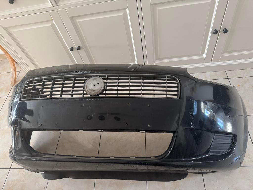 Pare choc avant fiat punto ou grande punto, Enlèvement, Avant, Fiat