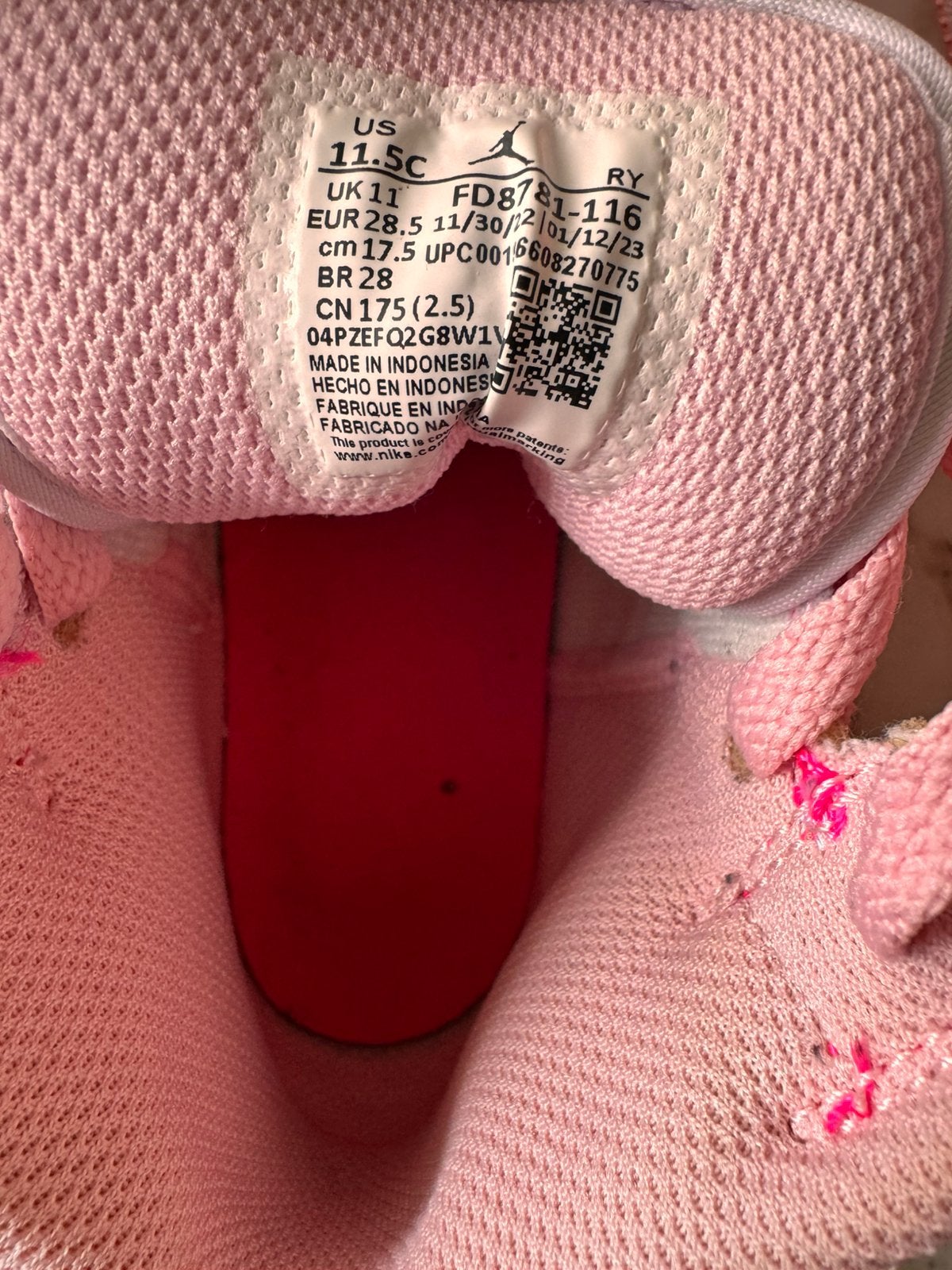 Nike Air Jordan 1 Mid wit/roze – maat 28.5, Kinderen en Baby's, Babykleding | Schoentjes en Sokjes, Zo goed als nieuw, Ophalen of Verzenden
