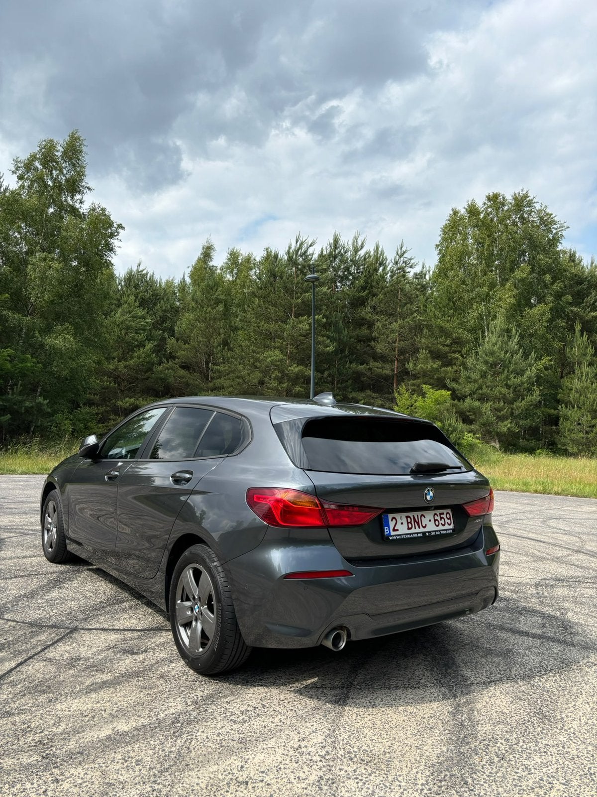 BMW Série 1 116d, Argent ou Gris, Achat, 4 portes, Carnet d'entretien