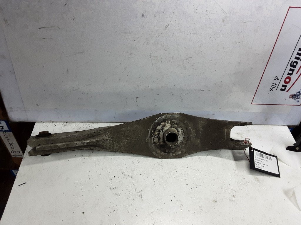 DRAAGARM LINKS ACHTER Opel Insignia (01-2008/03-2017), Gebruikt, Opel, Opel Automobile GmbH, Kontakt-opel@opel.com
