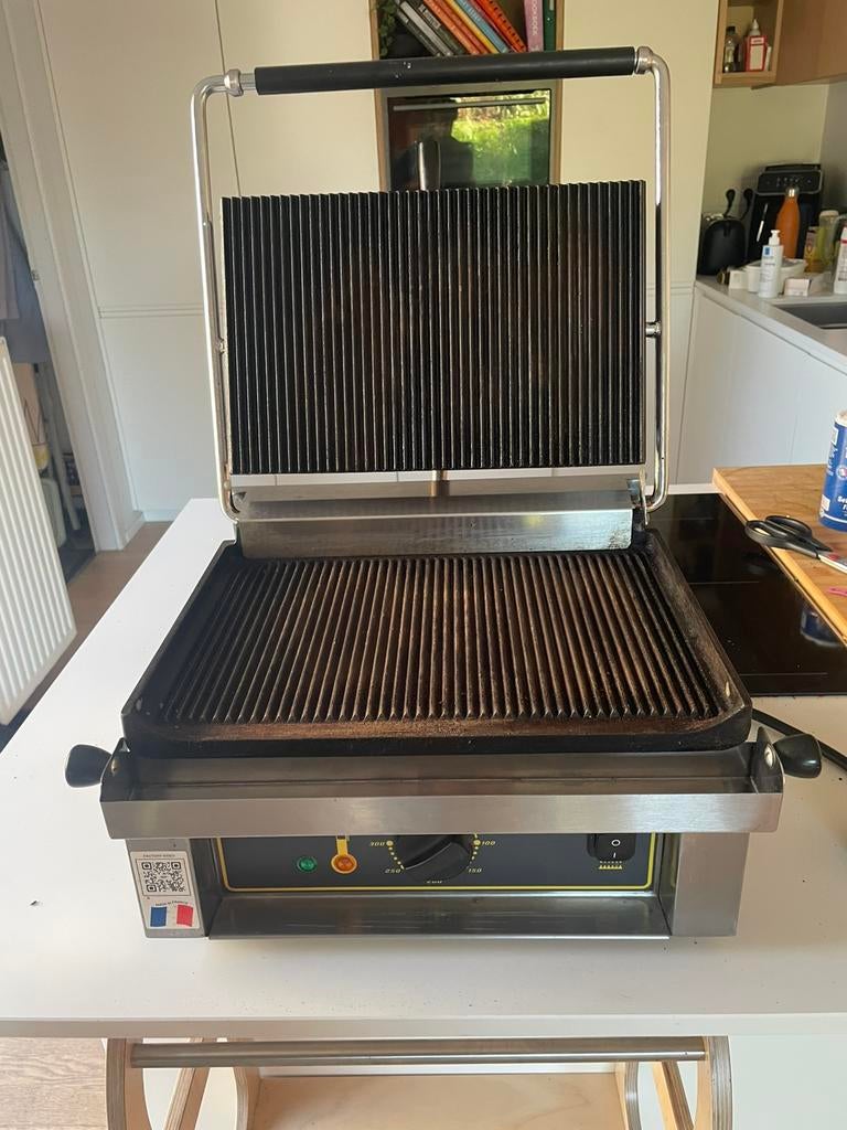 Professionele Contactgrill ‘Roller Grill’ nieuwstaat., Electroménager, Enlèvement ou Envoi, Comme neuf