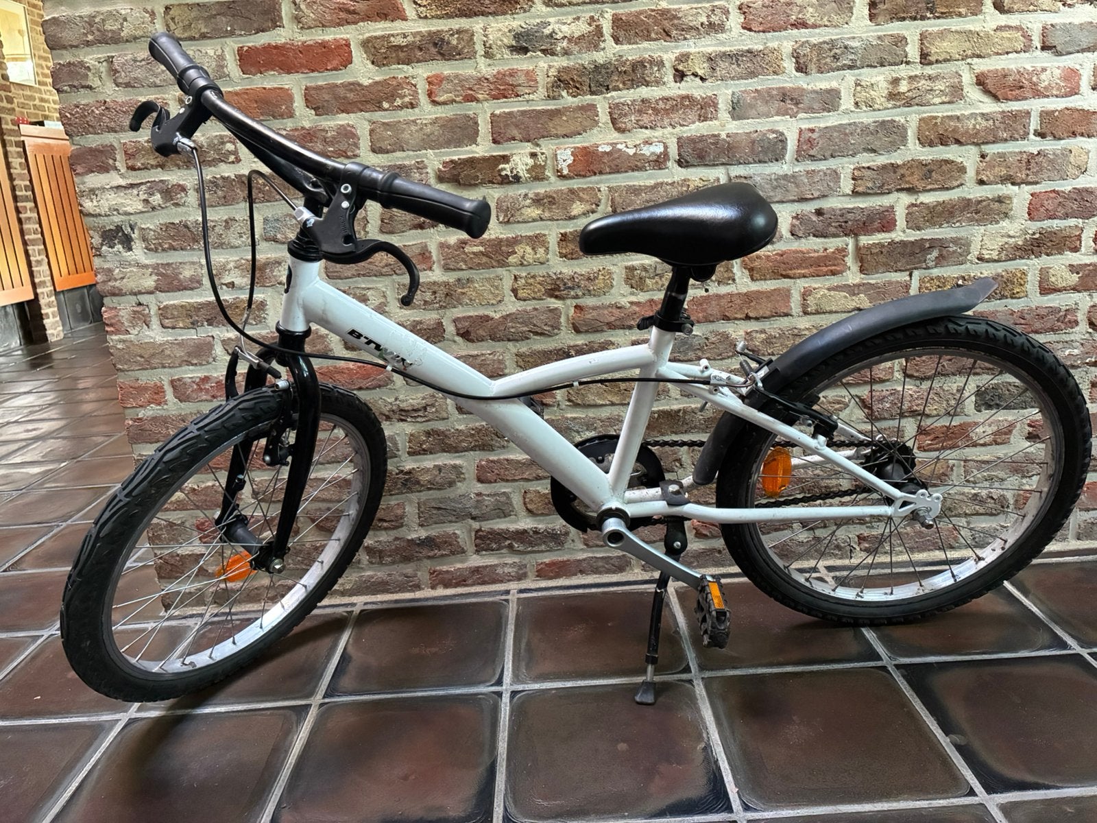 Btwin Hybride Btwin kinderfiets 20 inch -Original 100 - wit, Fietsen en Brommers, Ophalen, Gebruikt, Schijfrem, 16 tot 20 inch