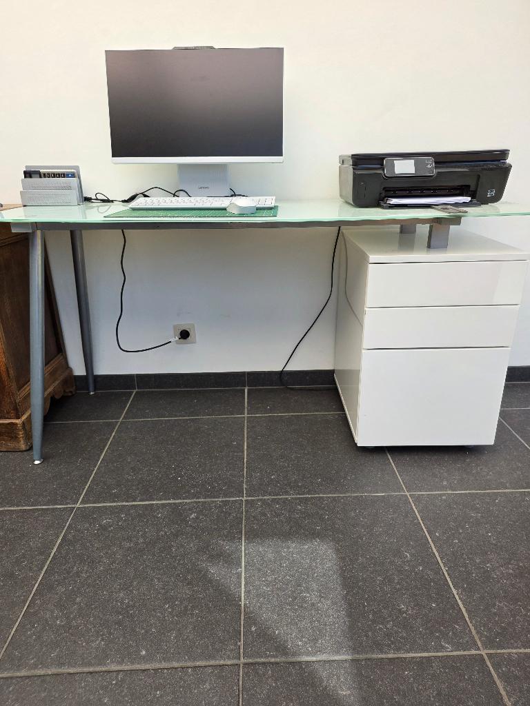 bureau, Ophalen, Met lades