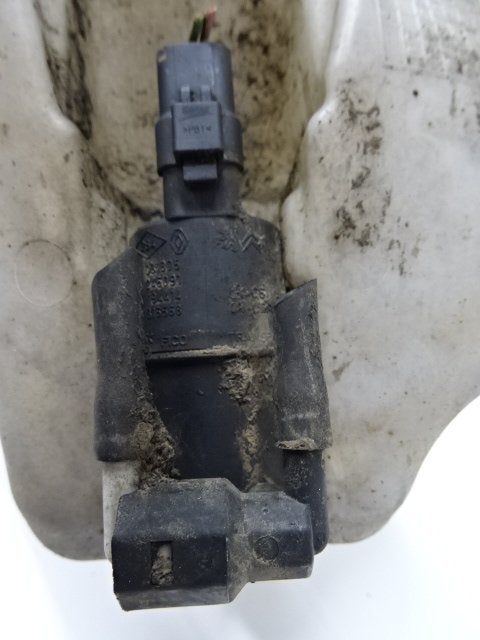 LAVE-GLACE POMPE AVANT Citroën C3 (FC / FL / FT), Citroën, Mevr. I. Hauben, Utilisé, Rue de l'Espoir 34 34
4030  GRIVEGNÉE, BE