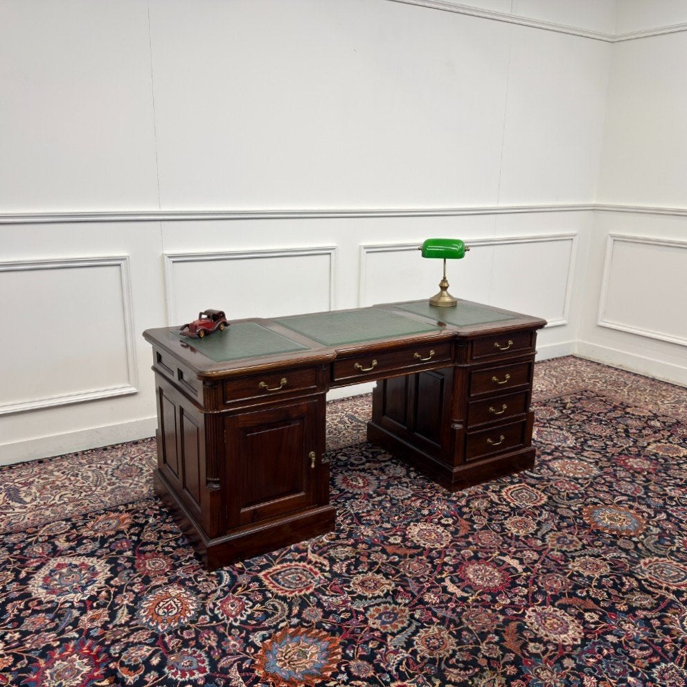 Klassiek Engels Chesterfield Bureau, Enlèvement