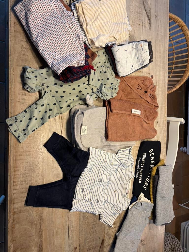 Lot 2 - Vetements enfants garcon - Liewood, Zara, Tape à, Antiquités & Art, Art | Peinture | Abstraite, Enlèvement ou Envoi