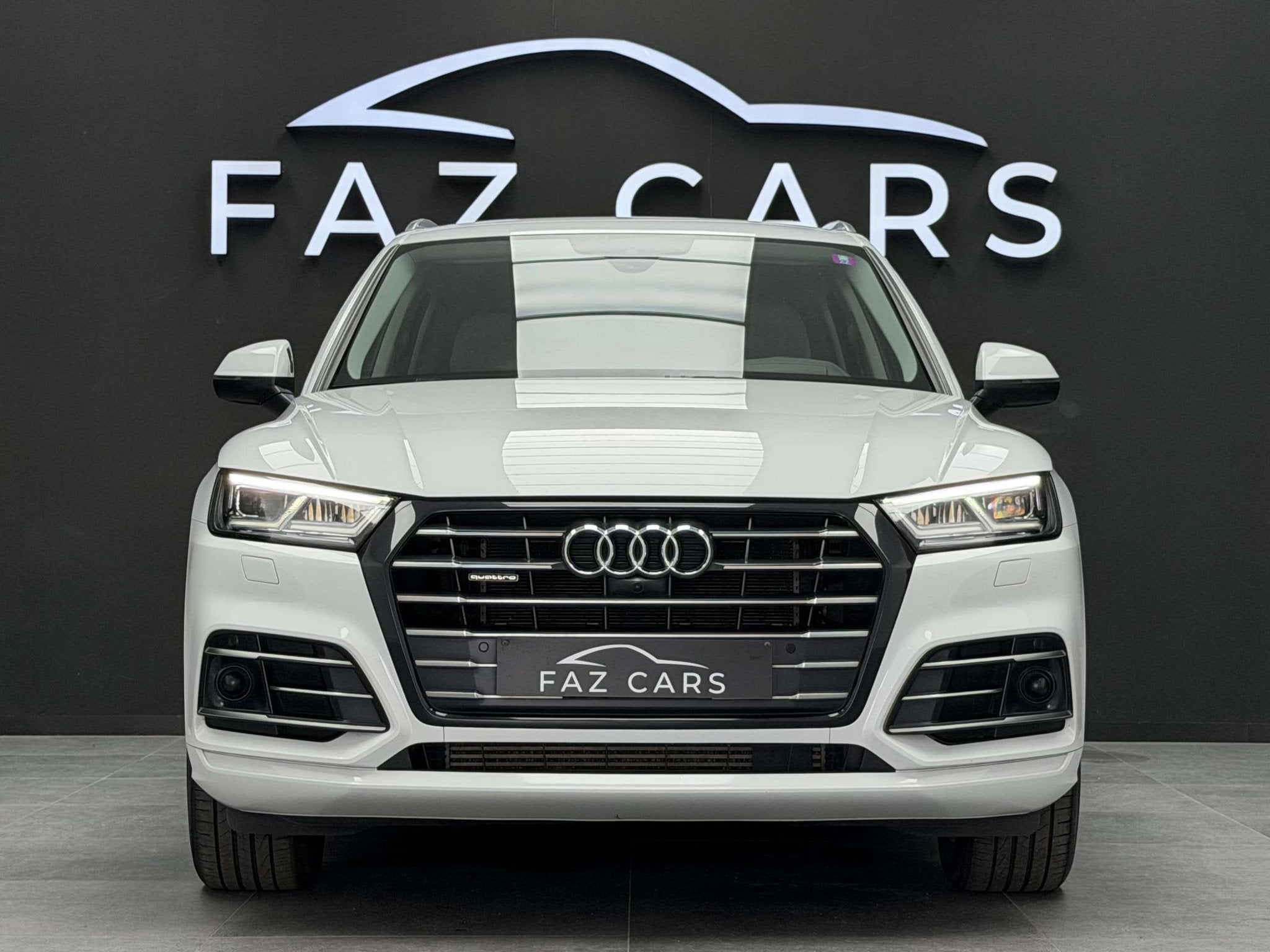 Audi Q5 PHEV 55 TFSi e Quattro S-Line * 1ER PROP + GPS + TVA, Gebruikt, 4 cilinders, Wit, Leder
