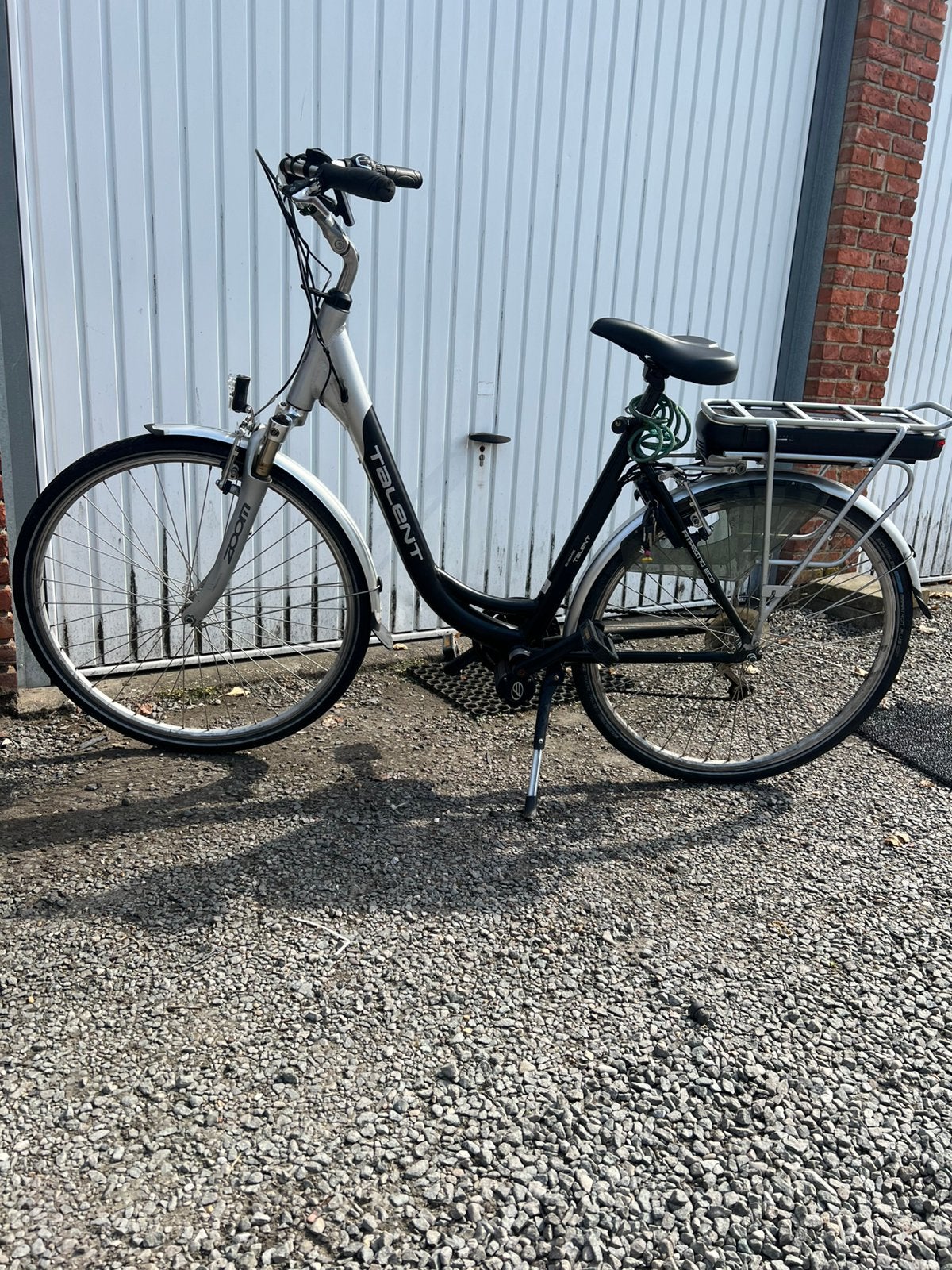 Elektrische fiets talent met middenmotor, Fietsen en Brommers, Ophalen, Zo goed als nieuw