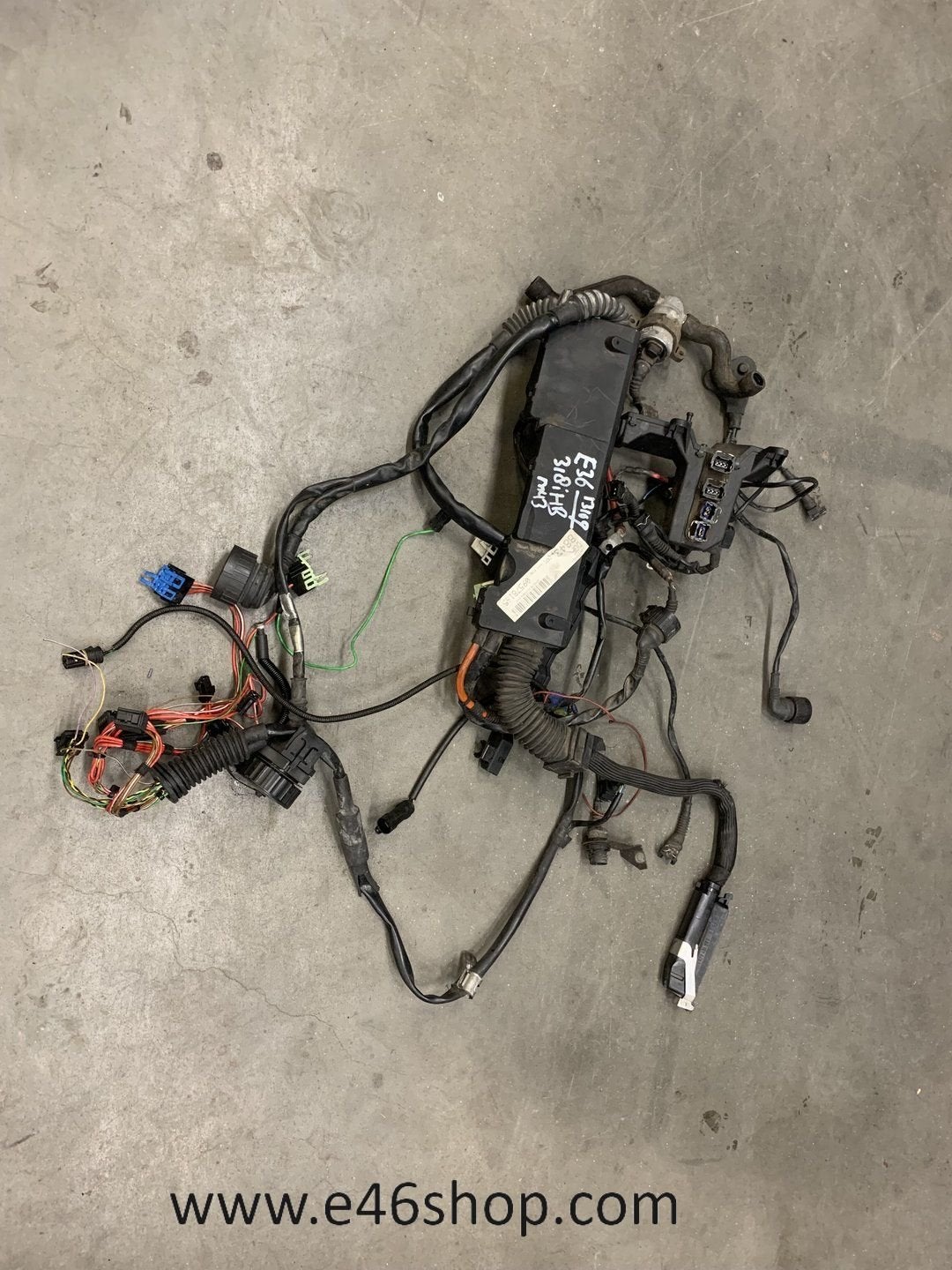 KABELBOOM BMW E36 318i handbak m43, Autos : Pièces & Accessoires, Électronique & Câbles, BMW, Utilisé, Enlèvement ou Envoi
