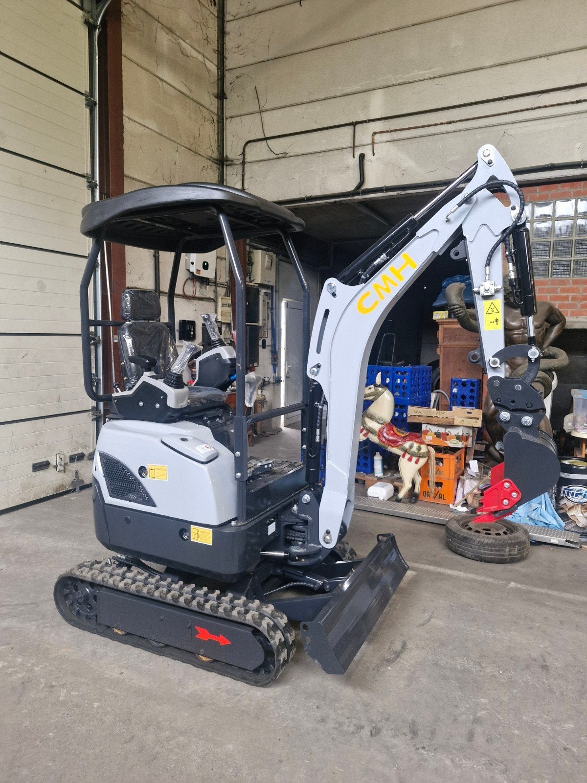 Mini pelle 1600kg neuve jamais servie, Articles professionnels, Enlèvement ou Envoi