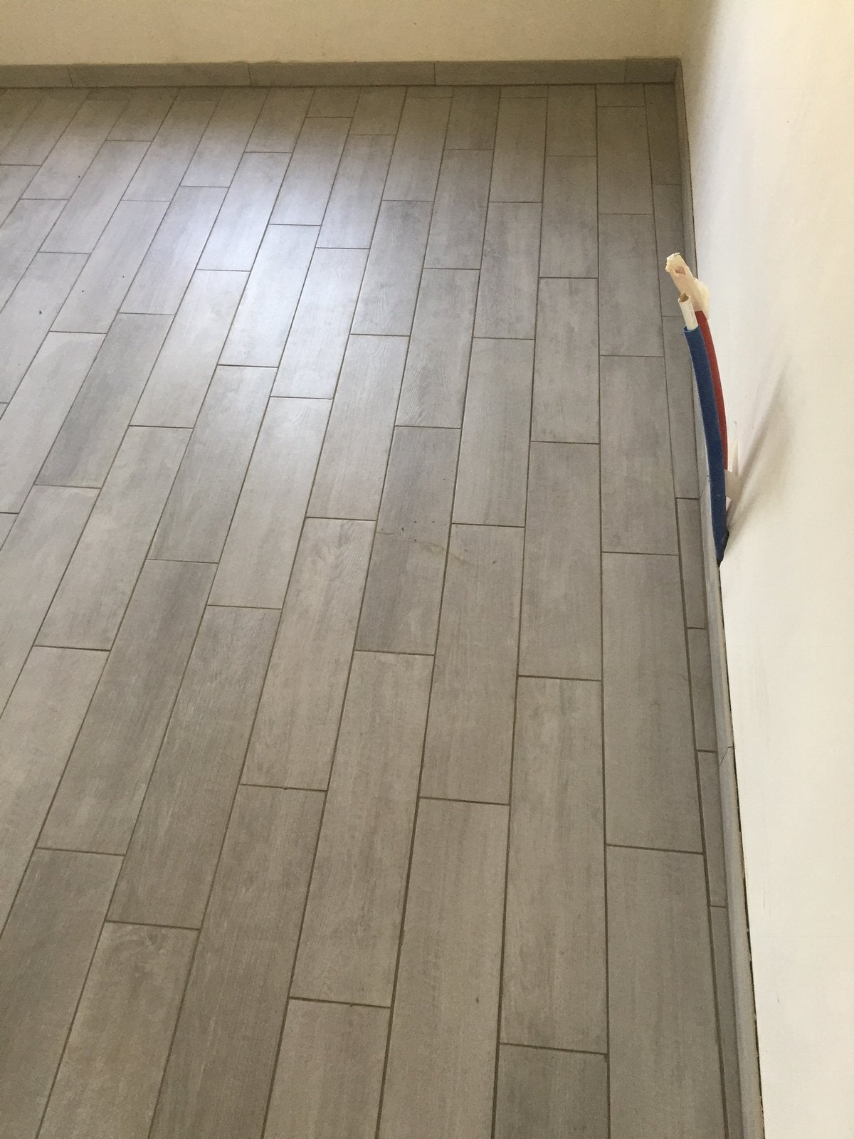 Carrelage imitation parquet 11,5m2 de disponnoble., Enlèvement, Comme neuf, Parquet