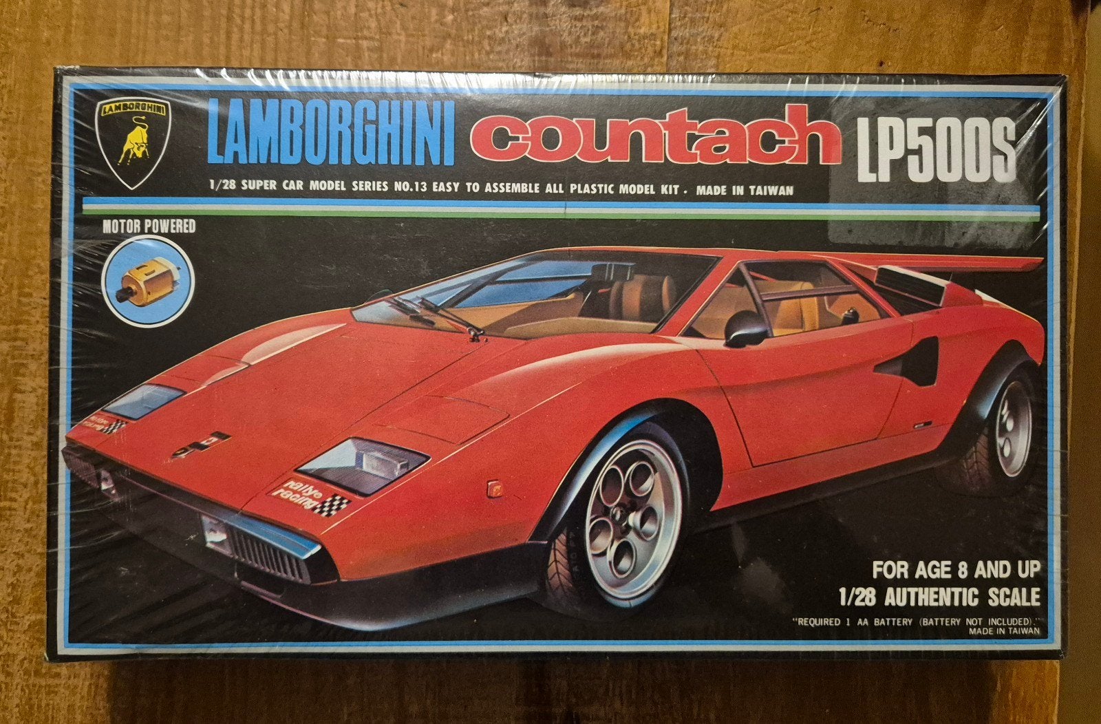 Lamborghini Countach LP500S 1/28 Vintage gemotoriseerd model, Verzamelen, Ophalen of Verzenden, Nieuw