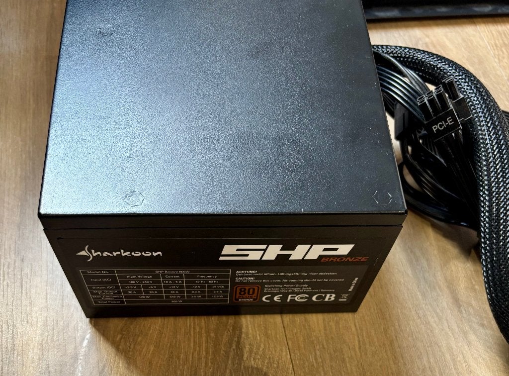 Alimentation PC Sharkoon SHP Bronze 600W, Enlèvement, Utilisé