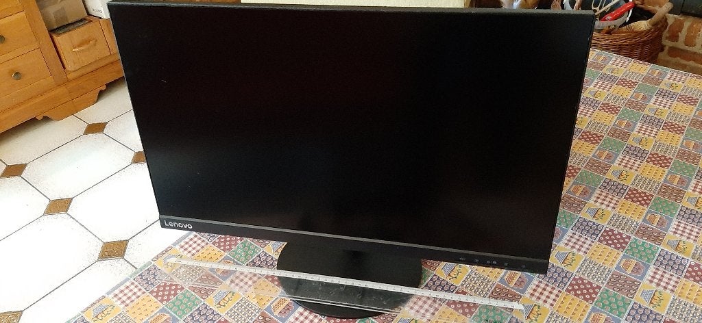 Ecran Lenovo pour ordinateur en très bon état, Informatique & Logiciels, Enlèvement ou Envoi, Comme neuf, Lenovo