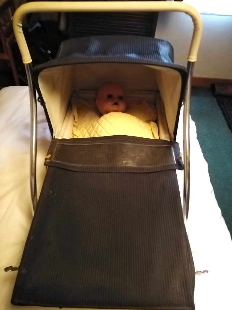 Retro poppenwagen Mutsaerts, Ophalen, Gebruikt