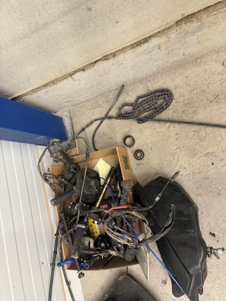 Lot de pieces am6 yamaha dt, Motoren, Ophalen