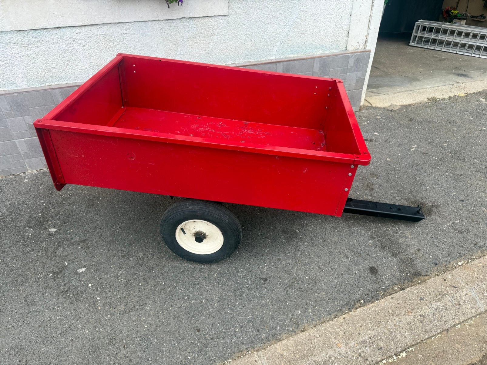 Petite remorque basculante, quad ou tracteur tondeuse, Jardin & Terrasse, Enlèvement, Comme neuf