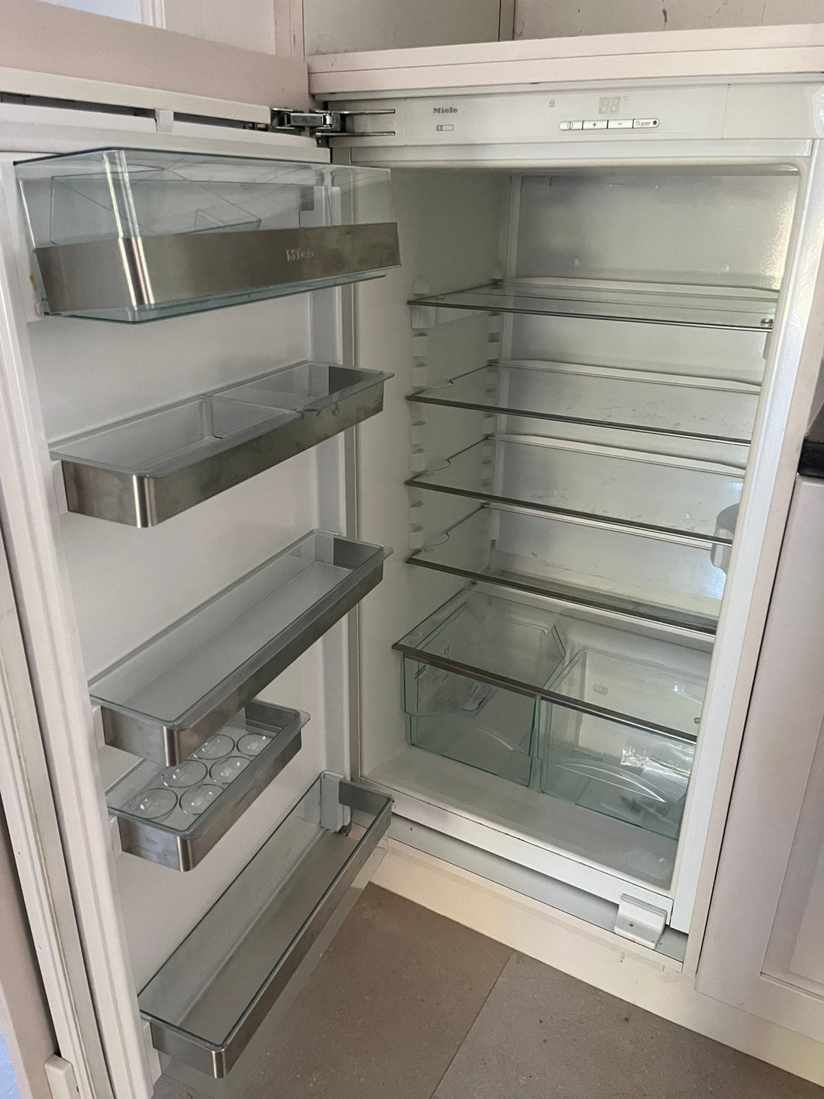 Miele K9352 luxe inbouwkoelkast, Elektronische apparatuur, Koelkasten en IJskasten, Ophalen, Zo goed als nieuw