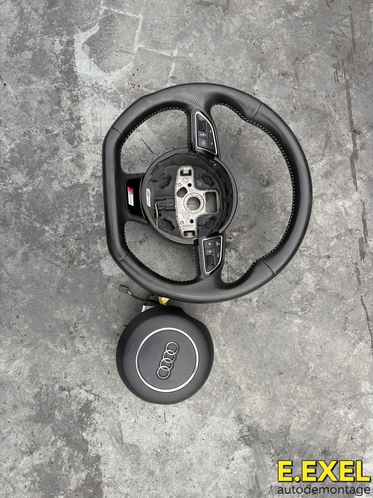 S Sport Stuurwiel inclusief Airbag Audi A3 8V0419091R, -, Origine de la pièce connue, Audi, Utilisé