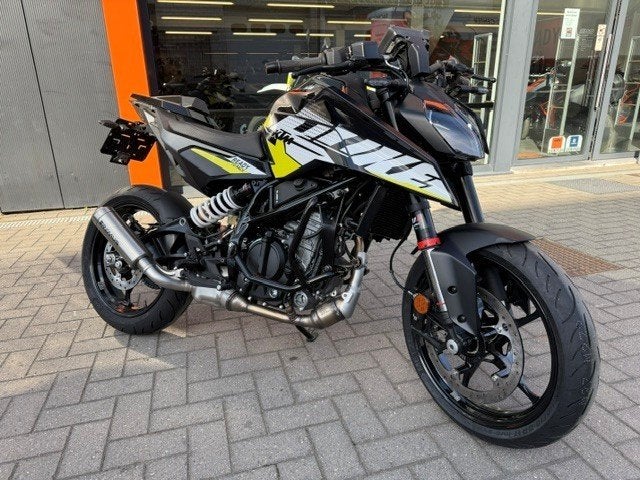 KTM 125 DUKE NAKED BIKE BLACK, Motoren, Nieuw, Bedrijf, 125 cc, 11 kW of minder
