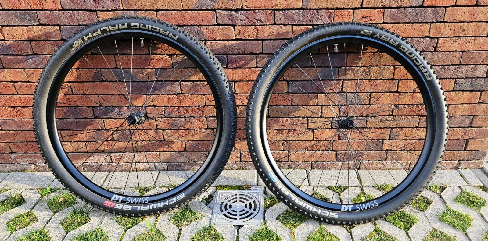 XRC1200 DT Swiss carbon velgen, 180 naven, Ophalen, Carbon