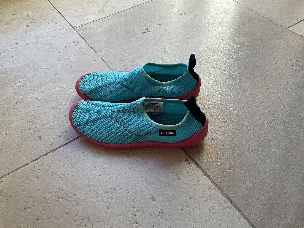 Waterschoenen maat 32/33, Ophalen of Verzenden, Zo goed als nieuw