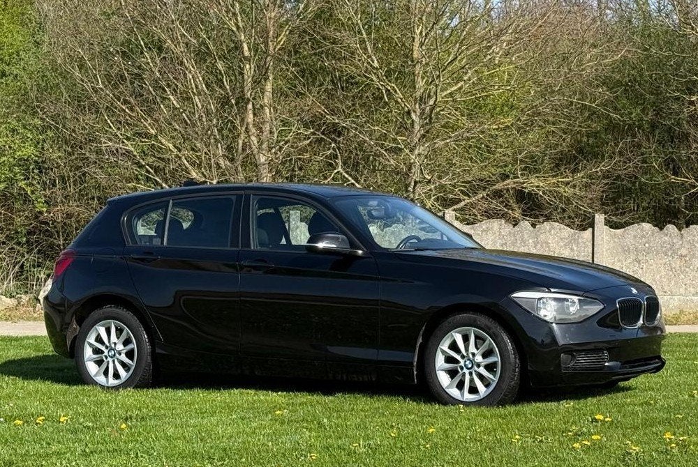 BMW 116i 88.000km - Prête à immatriculer !, Autos, BMW, Particulier, Série 1, ABS, Airbags, Air conditionné, Bluetooth, Ordinateur de bord