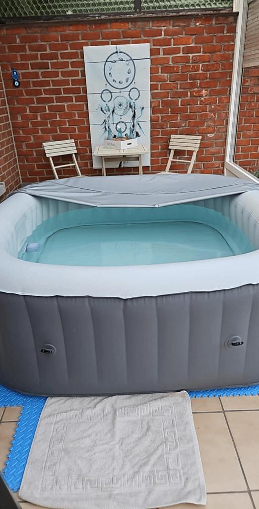 Jaccuzi, Enlèvement, Comme neuf, Couverture, Gonflable