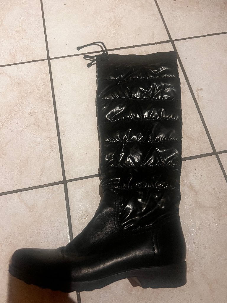 Zwarte sneeuw laarzen, Kleding | Dames, Schoenen, ANDERE, Hoge laarzen, Zwart, Ophalen of Verzenden