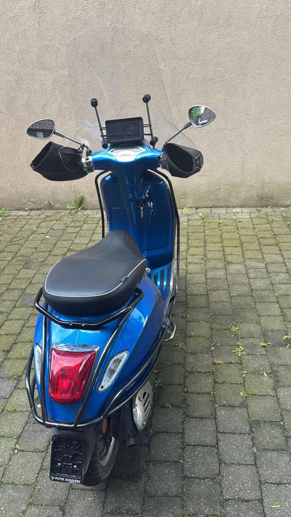 Vespa sprint 2016 A klasse, Fietsen en Brommers, Scooters | Vespa, Zo goed als nieuw, Vespa S, Klasse A (25 km/u), Benzine, Ophalen