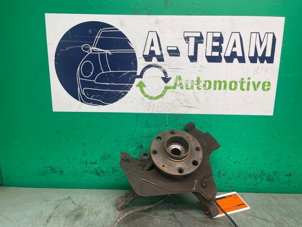 FUSEE AVANT DROITE Opel Corsa D (|93188960|95524779|), Opel, Opel Automobile GmbH, Utilisé, Kontakt-opel@opel.com