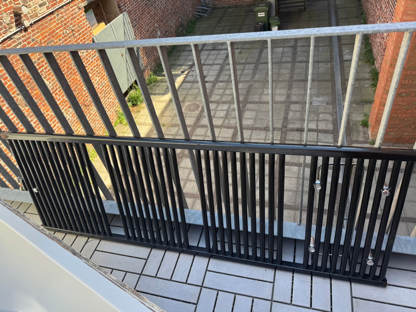Badkamerradiator glanzend zwart, Doe-het-zelf en Bouw, Ophalen, Gebruikt, Radiator, 80 cm of meer