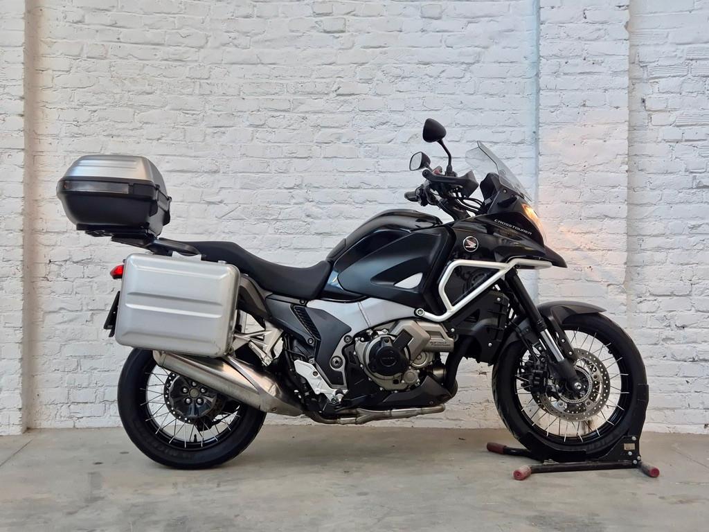 Magnifique crosstourer Honda VFR 1200 XD DCT @motomobilia, Permis Moto A, Entreprise, Plus de 35 kW, Sport