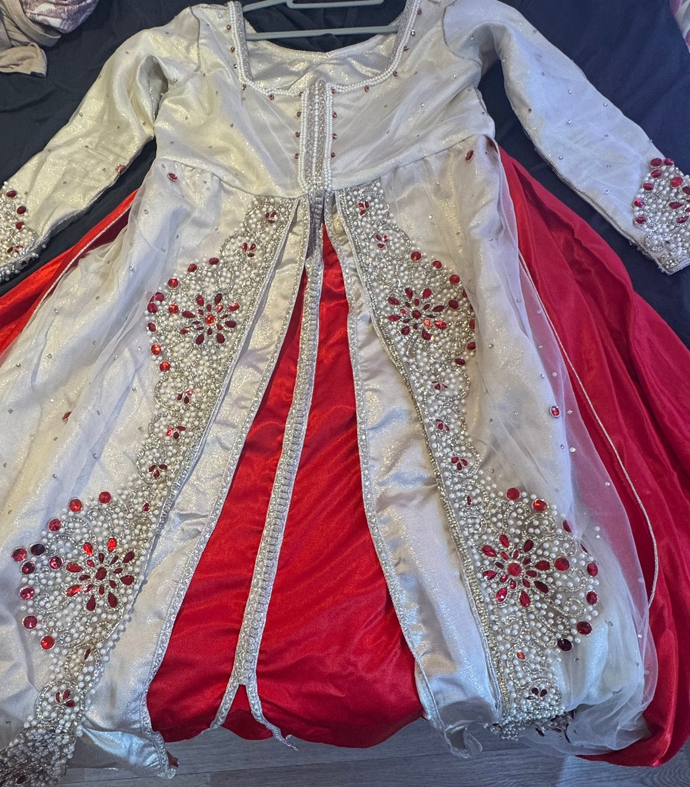 Robe marocaine ( lebsa) jusqu’à taille 44, Enlèvement, Comme neuf