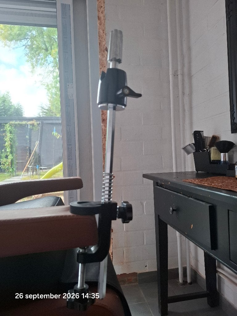 Verstelbare houder/tafelklem voor kappers oefenenhoofd, Ophalen, Zo goed als nieuw