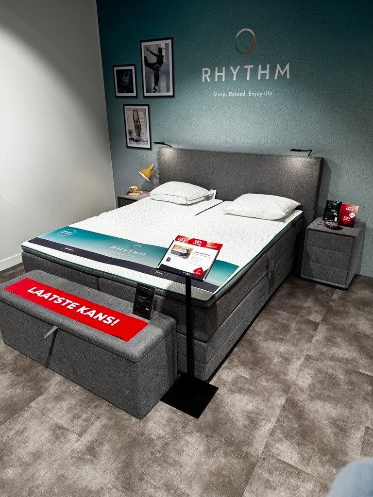 Home 406 boxspring ELEKTRISCH met bedbank en nachtkastjes, 210 cm, Comme neuf, Enlèvement, 180 cm